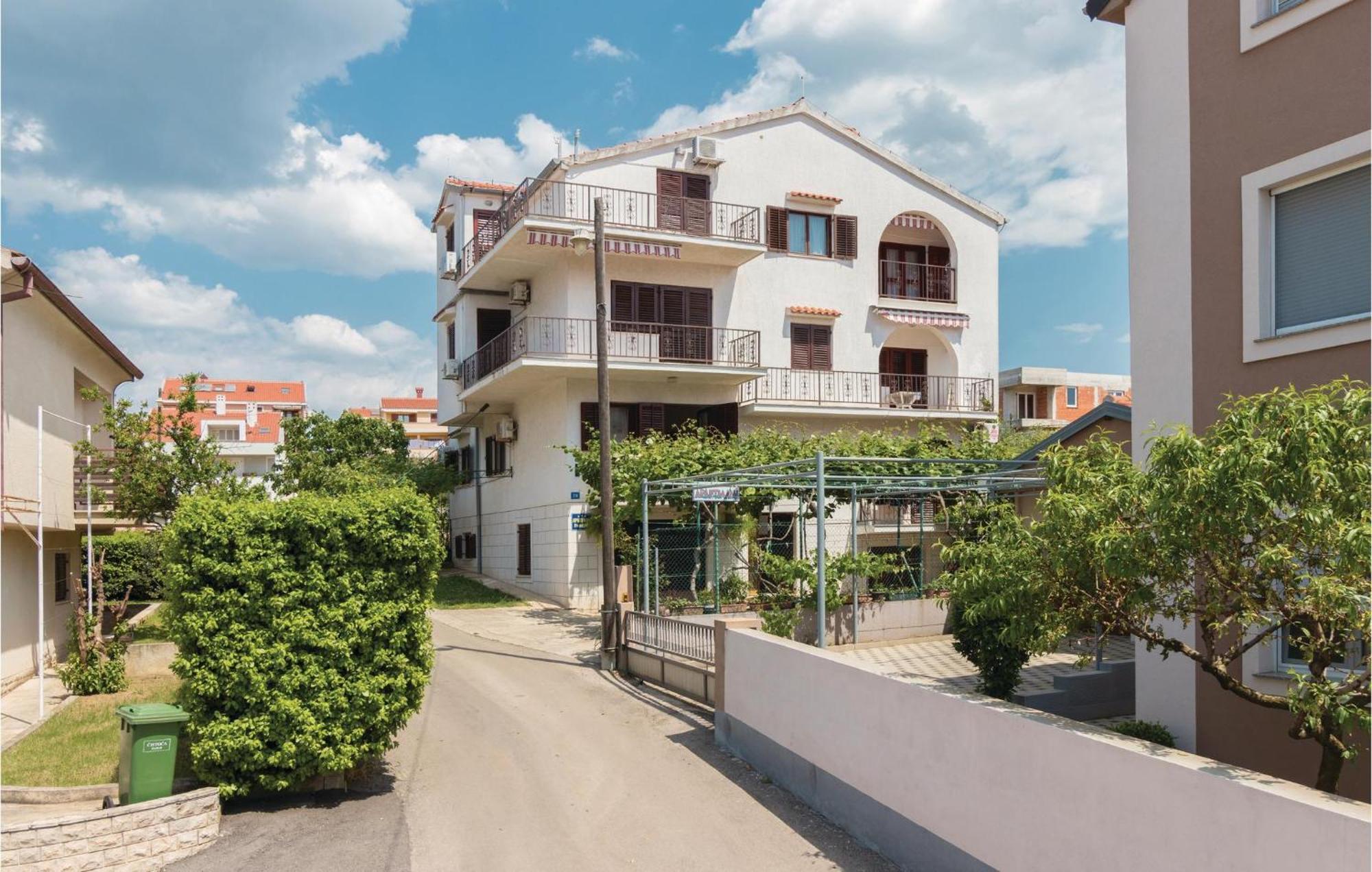 Nice Apartment In Zadar With Wifi Buitenkant foto
