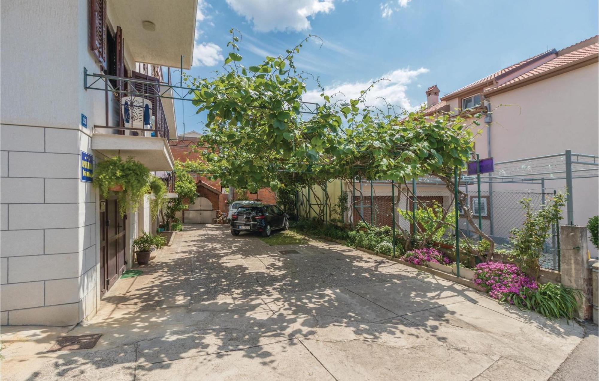 Nice Apartment In Zadar With Wifi Buitenkant foto